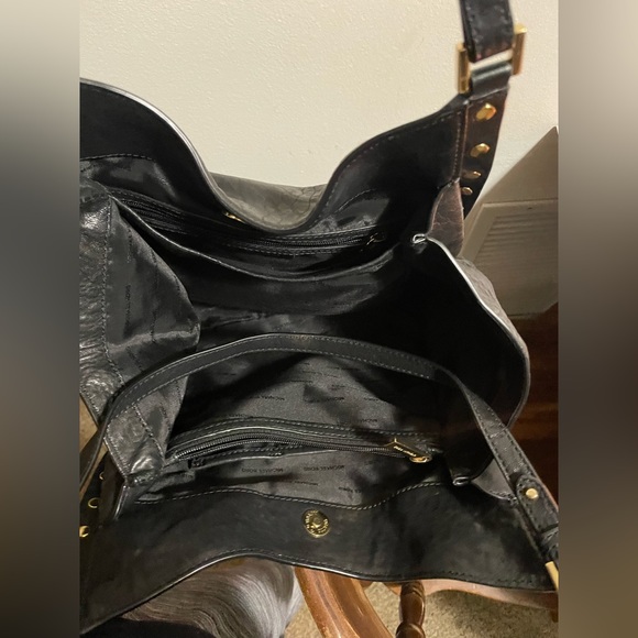 Michael Kors Purse - Picture 3 of 3